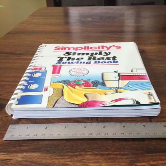 Simplicity’s Simply The Best Sewing Book Spiral Bound (c)1988 - Picture 5 of 12